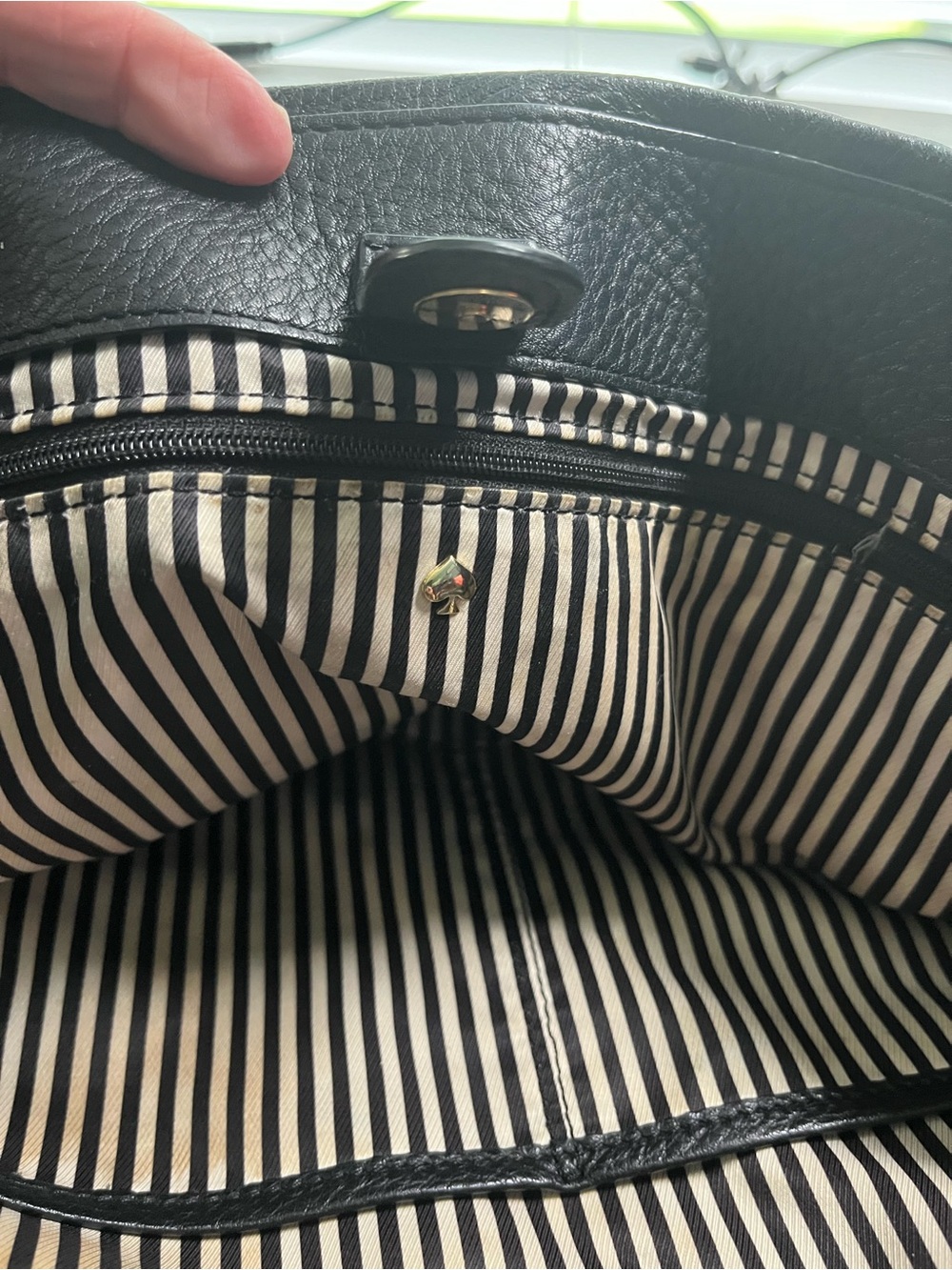 kate spade Cobble Hill Andee Chain-Handle Black Leather Shoulder Tote - Picture 12 of 14
